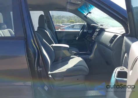 2004 Honda Pilot Lx z USA, uszkodzony, nr VIN 2HKYF18174H613357